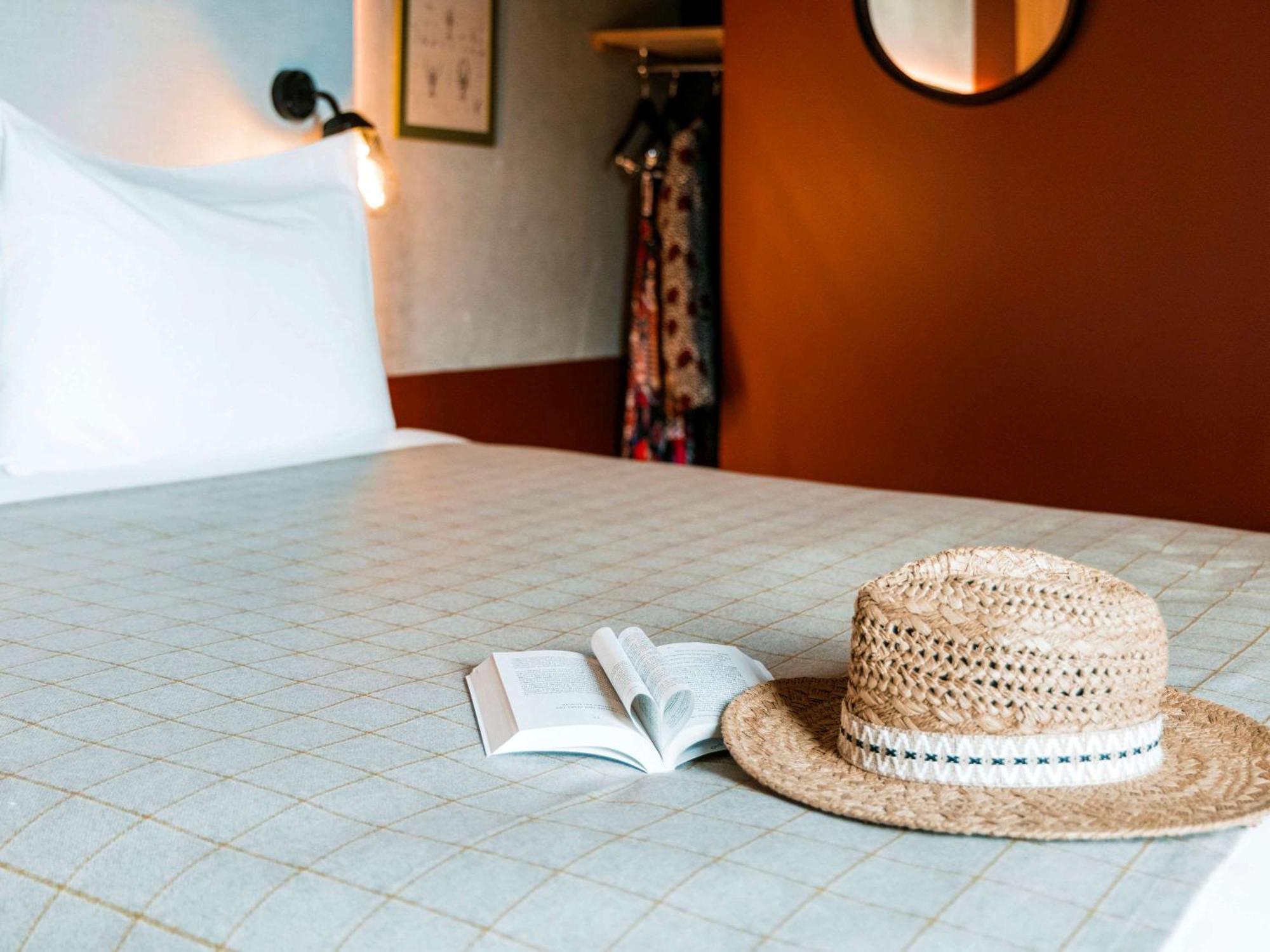 Greet Hotel La Rochelle Centre Екстер'єр фото